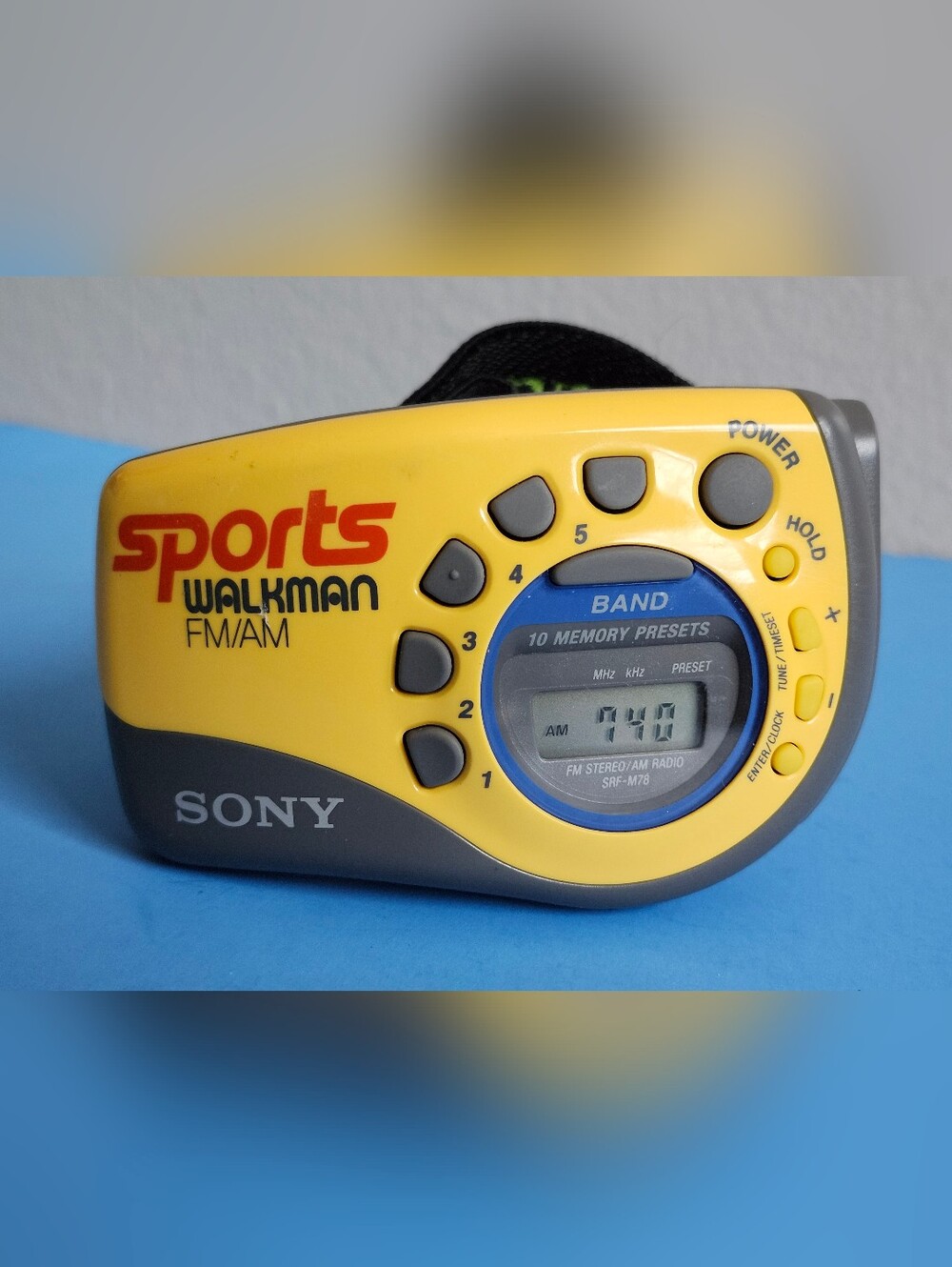 Vintage Sony Sports Walkman SRF-M78 AM/FM Portable Radio Armband TESTED WORKING
